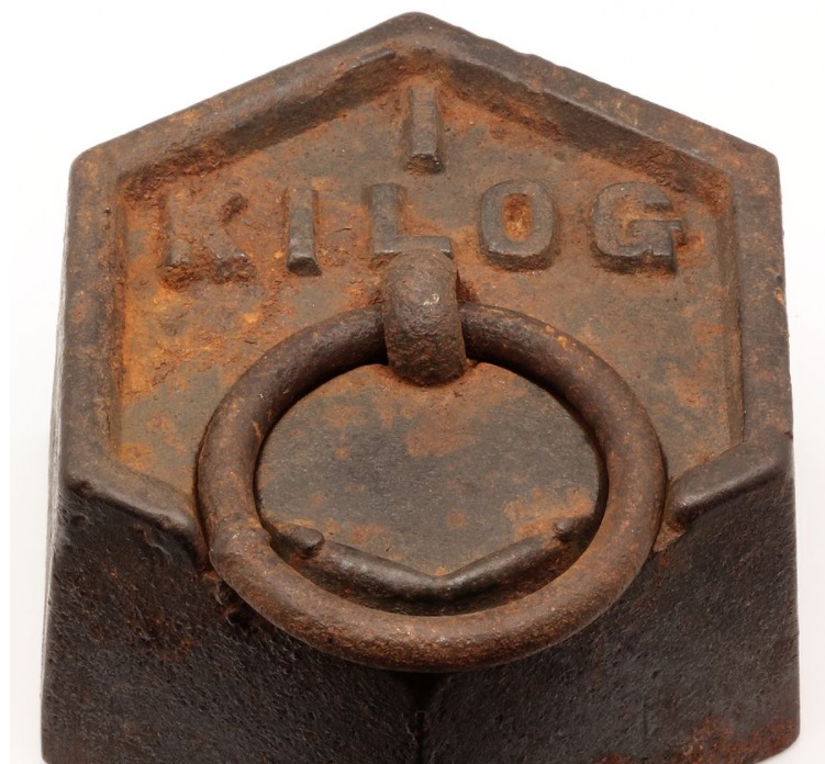 A standard 1 kilogram weight